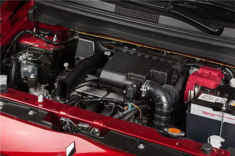 Mitsubishi Mirage engine