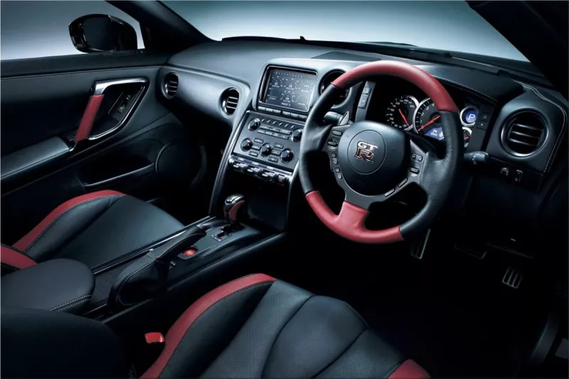 Nissan GT-R interior