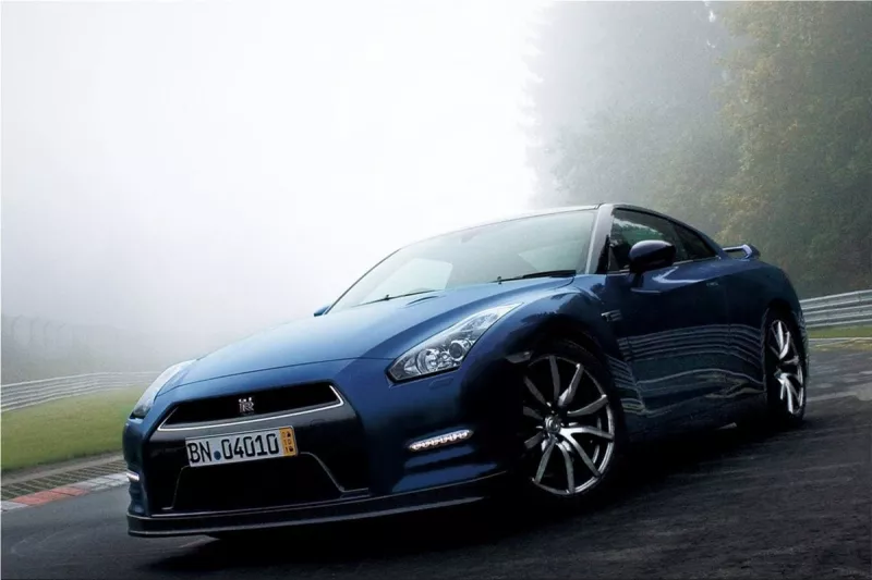 Nissan GT-R
