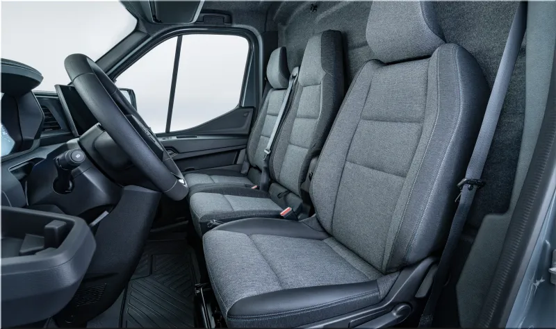 2025 Nissan Interstar