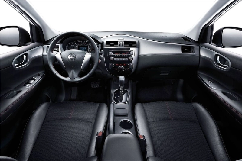 2012 Nissan Tiida
