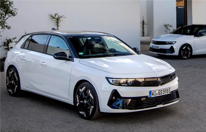 Opel Astra GSe