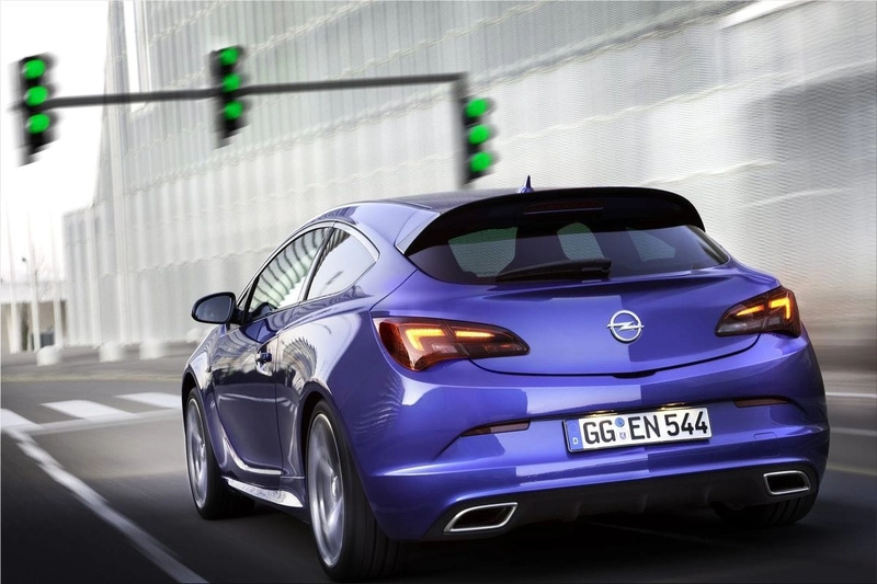 2012 Opel Astra OPC