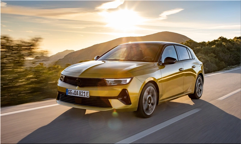 Opel Astra PHEV