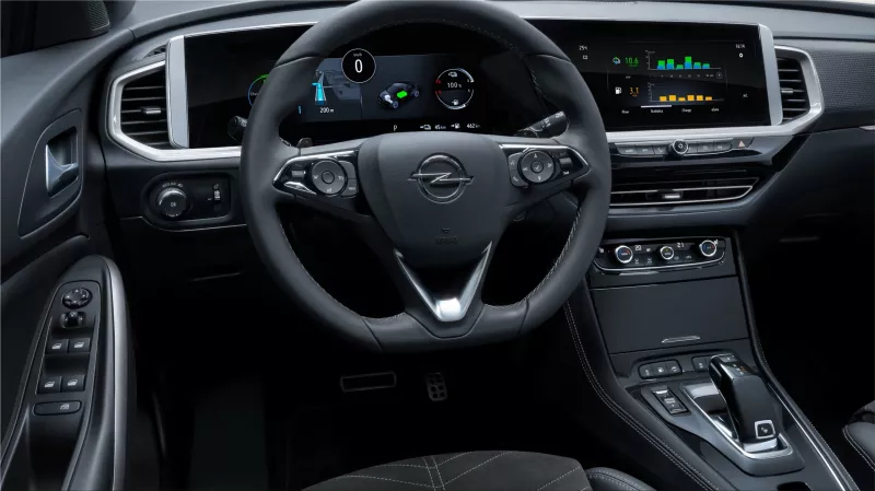 Opel Grandland Hybrid4