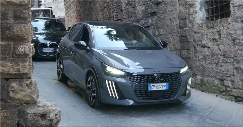 Peugeot 208 GT Hybrid review