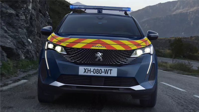 Peugeot 3008 HYBRID 225