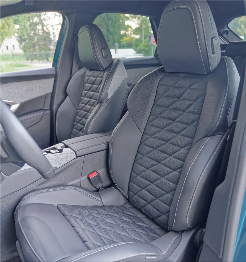 Peugeot 3008 Hybrid Review
