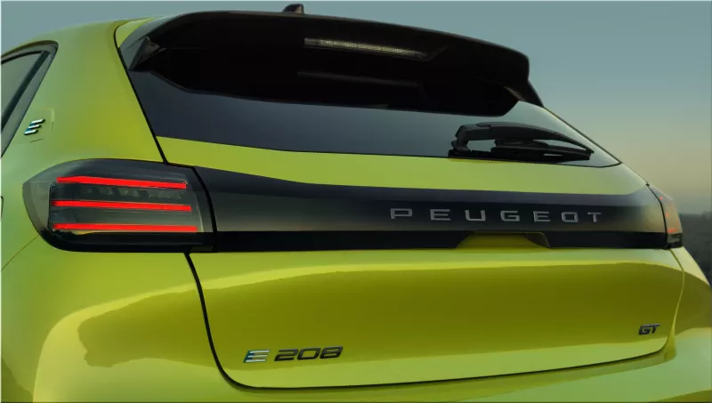 Peugeot e-208