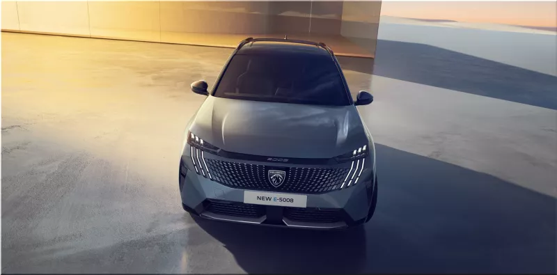 Peugeot e-5008 electric SUV