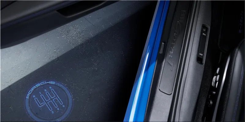 2025 Porsche 911 Carrera T