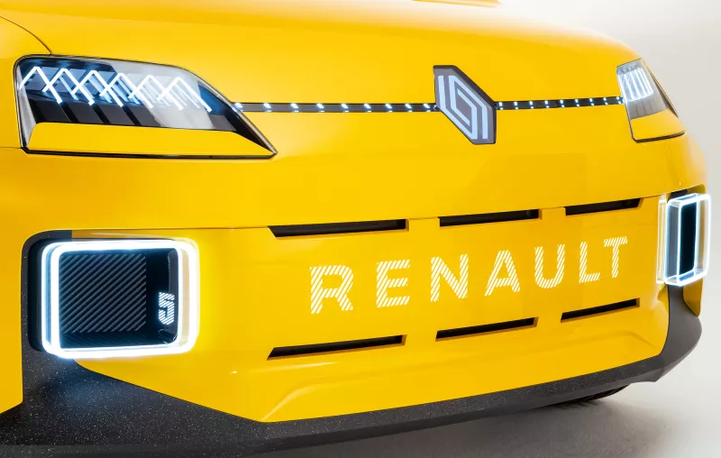 RENAULT Logo