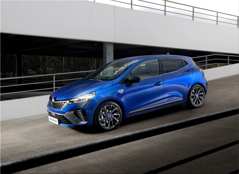 Renault Clio E-TECH Hybrid