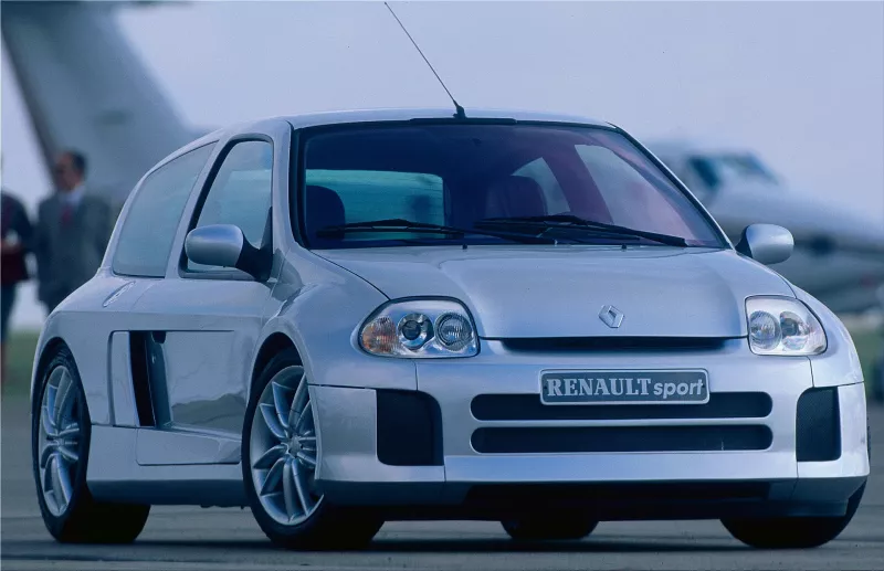 Renault Clio V6