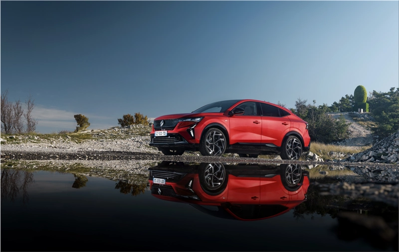 Renault Rafale E-Tech 4x4 300 HP