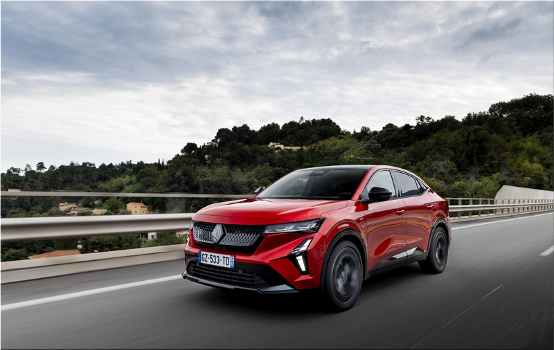 Renault Rafale E-Tech 4x4 300 HP