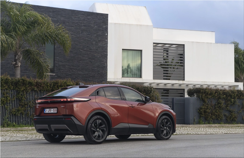 Toyota C-HR+ electric