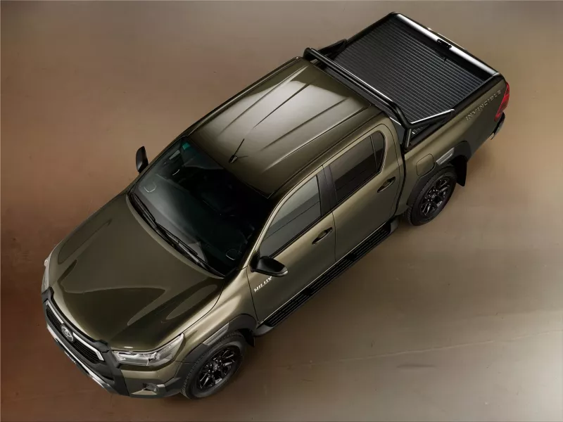 Toyota Hilux Invincible