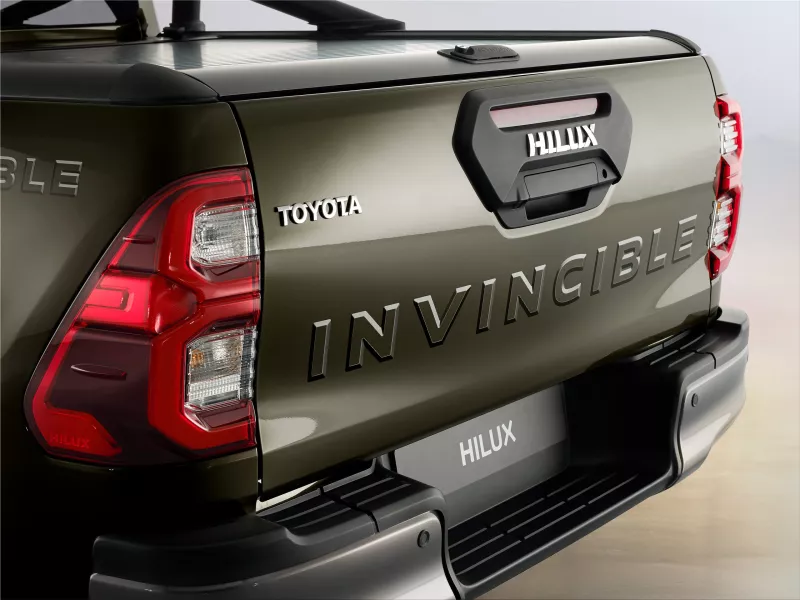 Toyota Hilux Invincible