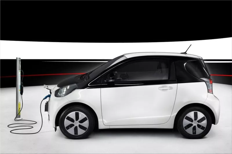2013 Toyota iQ EV a city commuting vehicle