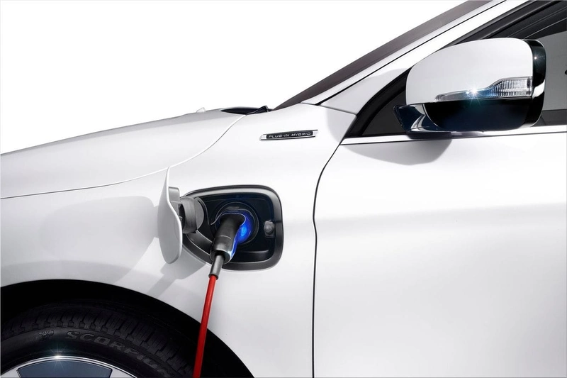 Volvo XC60 Plug-in Hybrid Concept