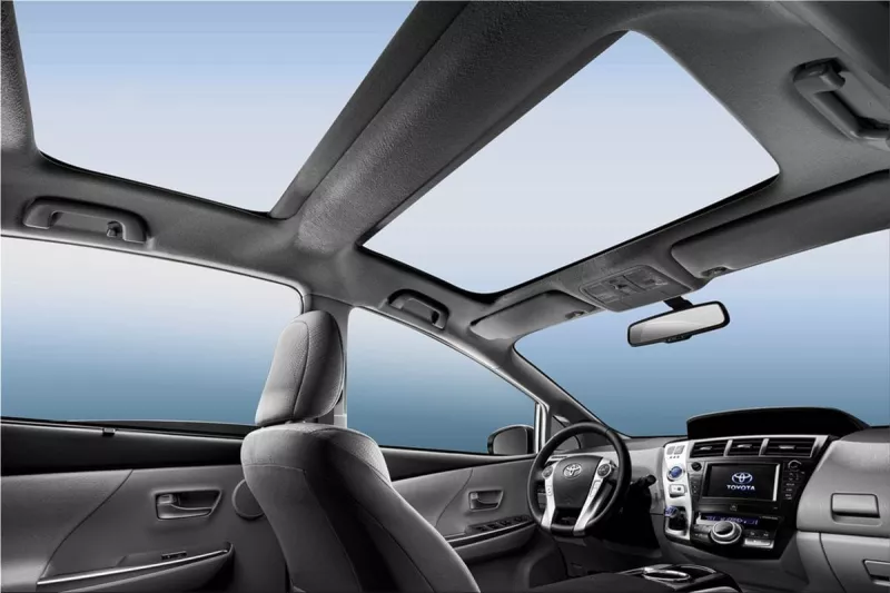Toyota Prius Plus interior