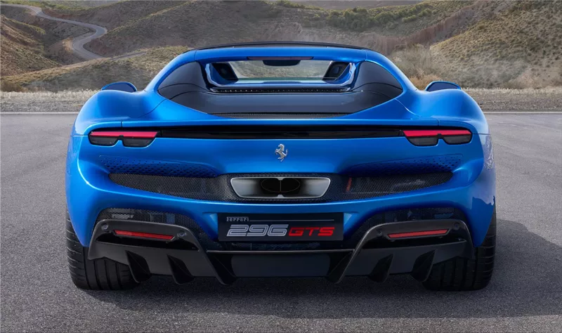 2022 Ferrari 296 GTS