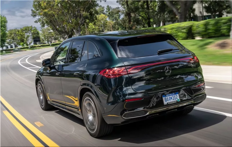 Mercedes-Benz EQE AMG SUV