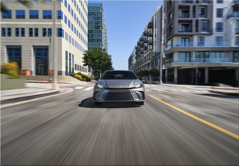 Toyota Camry Hybrid XLE