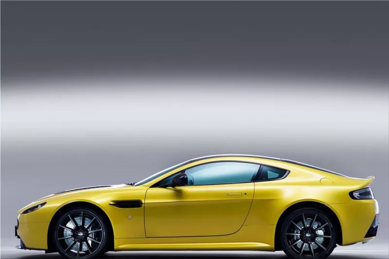 Aston Martin V12 Vantage S
