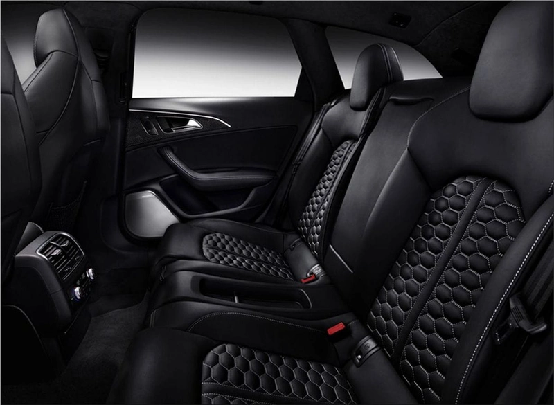 Audi RS6 Avant interior