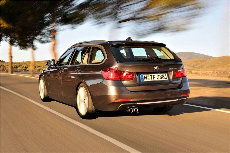 BMW 3-Series Touring - 2013
