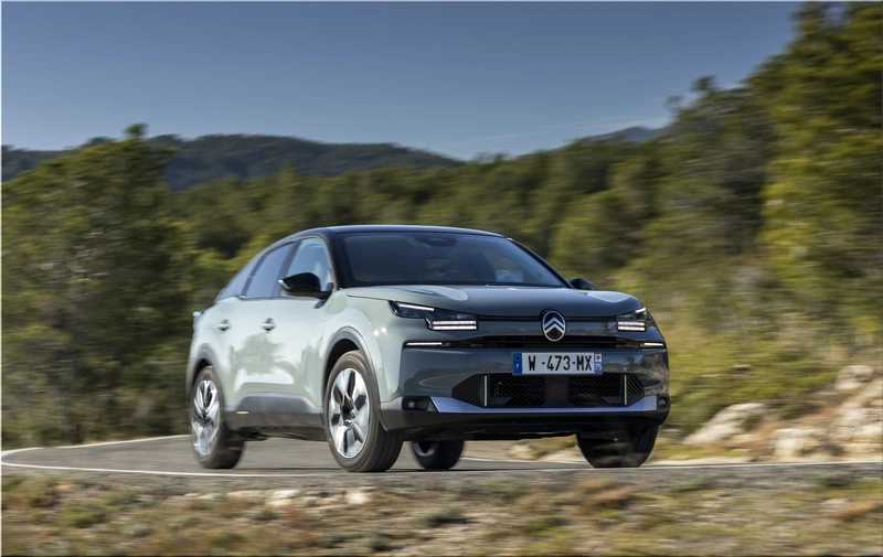 Citroën C4 Hybrid MAX Manhattan Green