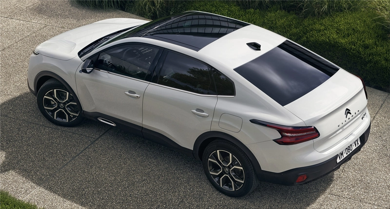 Citroen e-C4 X
