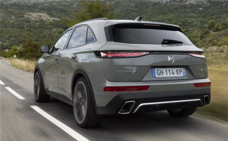 DS 7 E-TENSE 4x4 360 plugin-hybrid