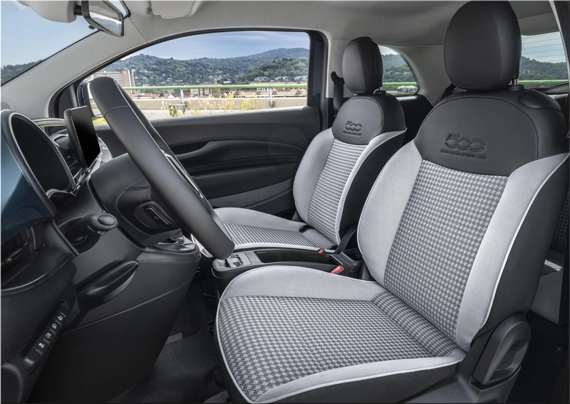 2026 Fiat 500 Hybrid
