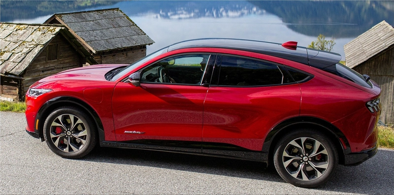 2021 Ford Mustang Mach-E