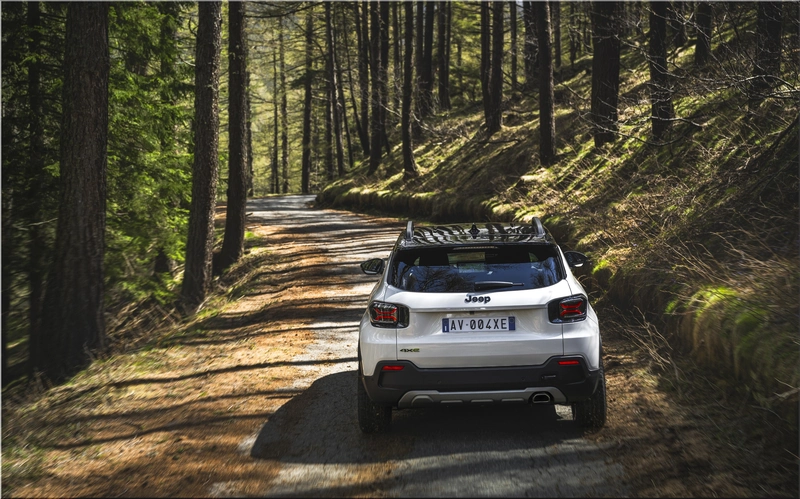 Jeep Avenger 4xe Hybrid SUV