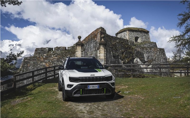 Jeep Avenger 4xe Hybrid SUV