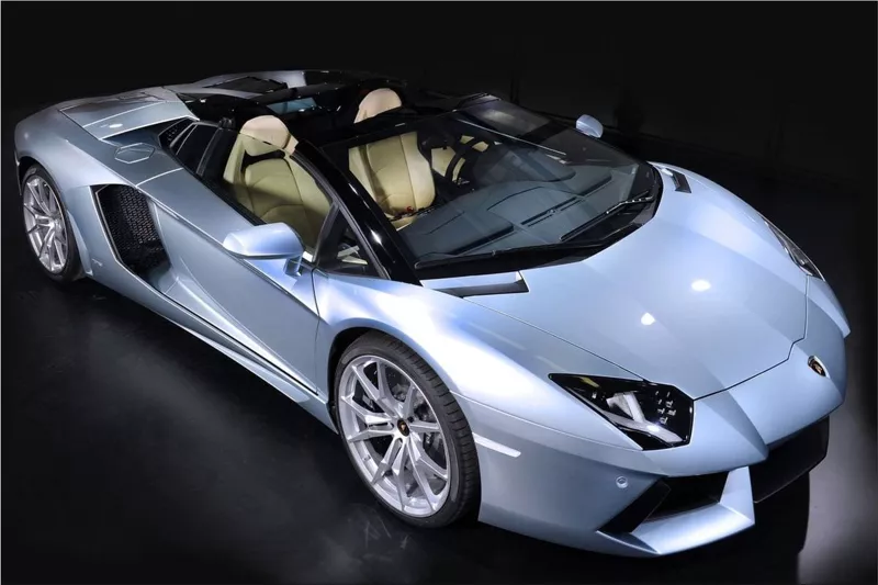 Lamborghini Aventador LP700-4 Roadster