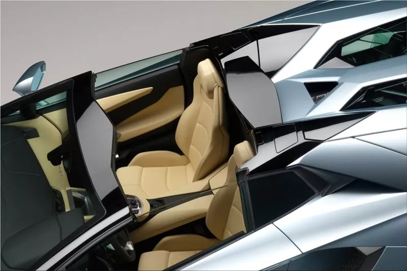 Lamborghini Aventador LP700-4 Roadster