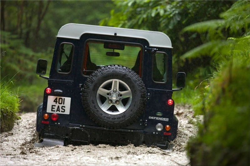 Land Rover Defender