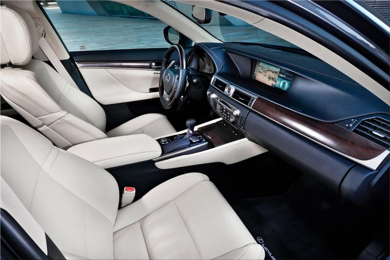 Lexus GS 250