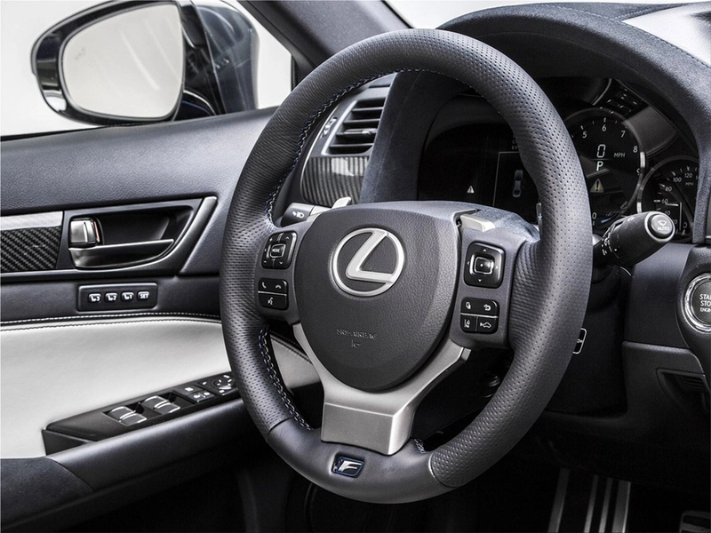 Lexus GS F interior