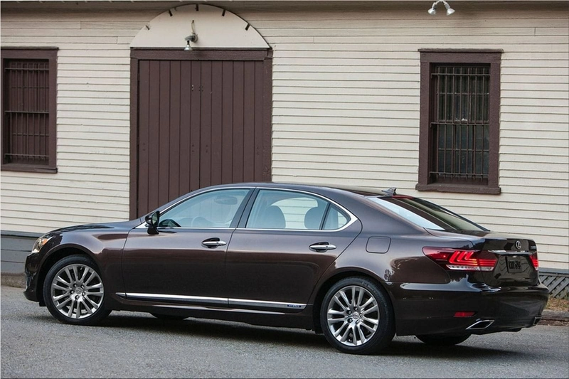 Lexus LS 600h L