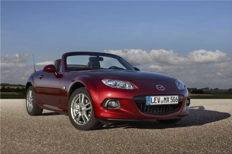 Mazda MX-5 Roadster Coupe