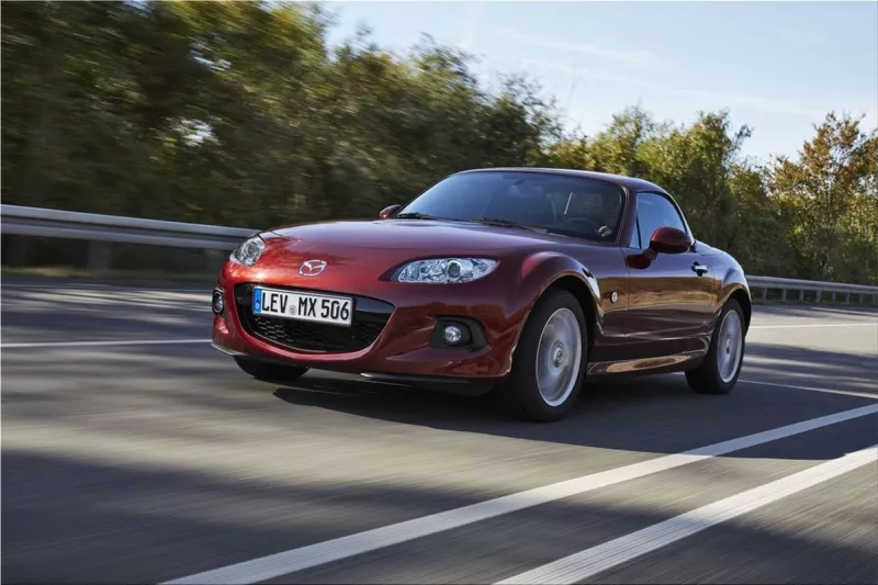 Mazda MX-5 Roadster Coupe