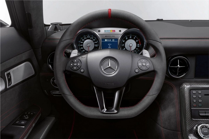 Mercedes-Benz SLS AMG Black Series interior