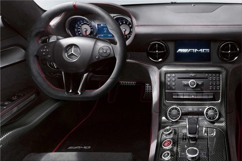 Mercedes-Benz SLS AMG Black Series interior