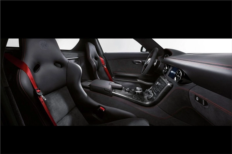 Mercedes-Benz SLS AMG Black Series interior